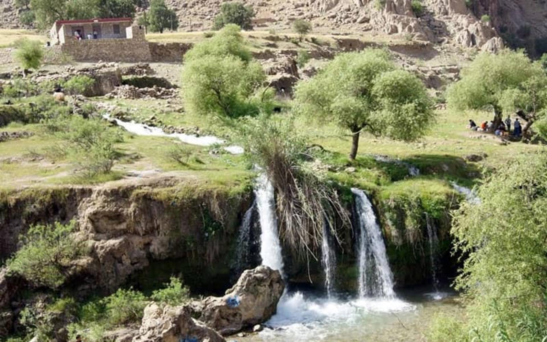 آبشارهای آرپناه لالی