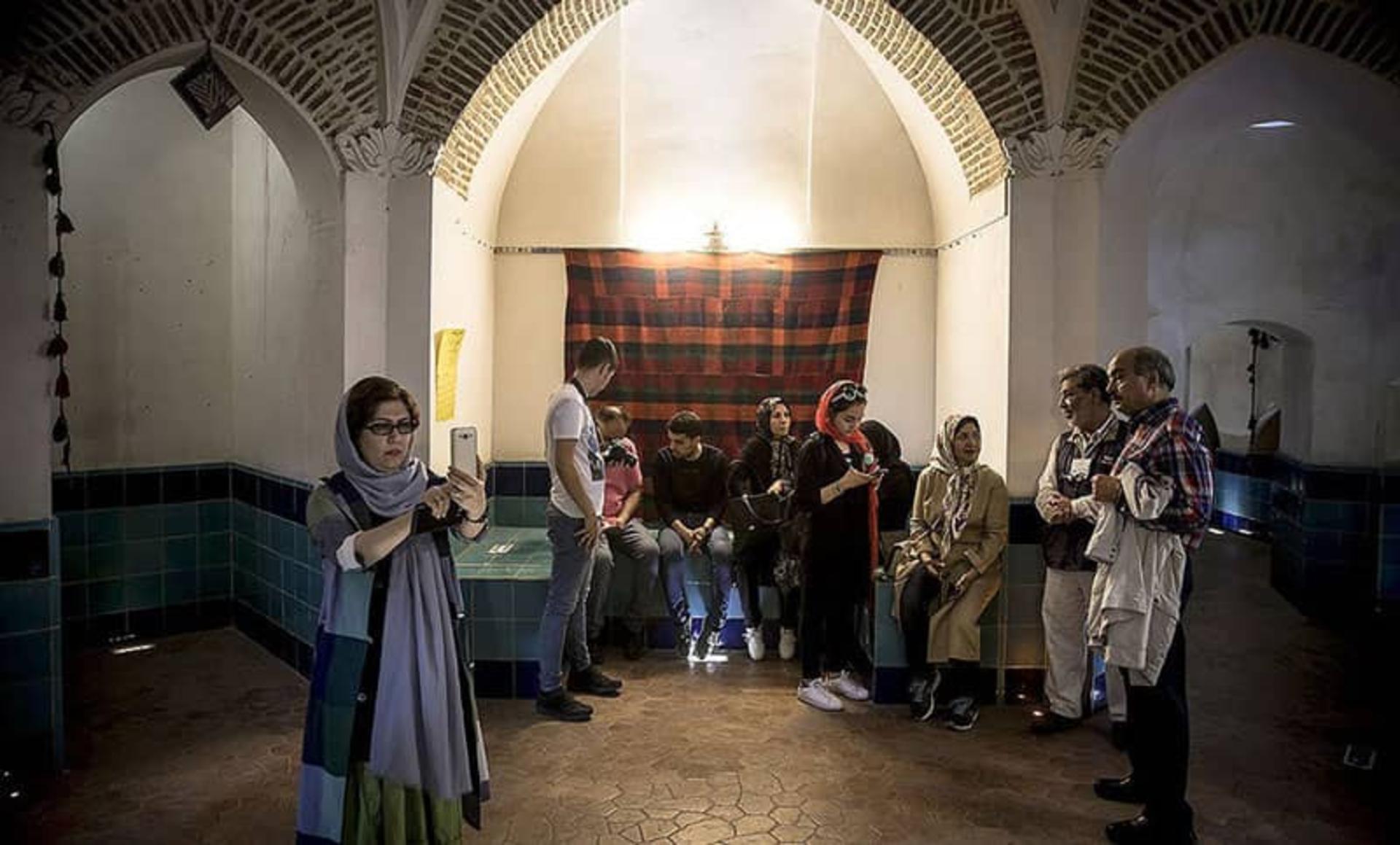 حمام نواب در گذر نواب 