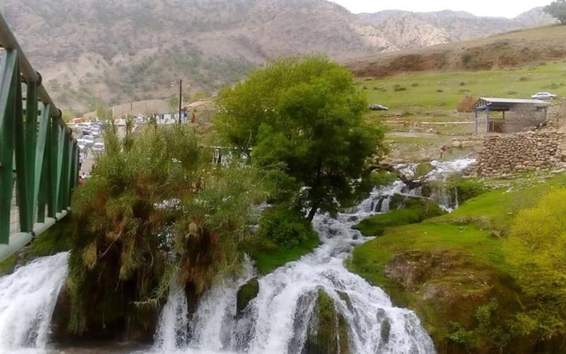 آبشارهای آرپناه لالی