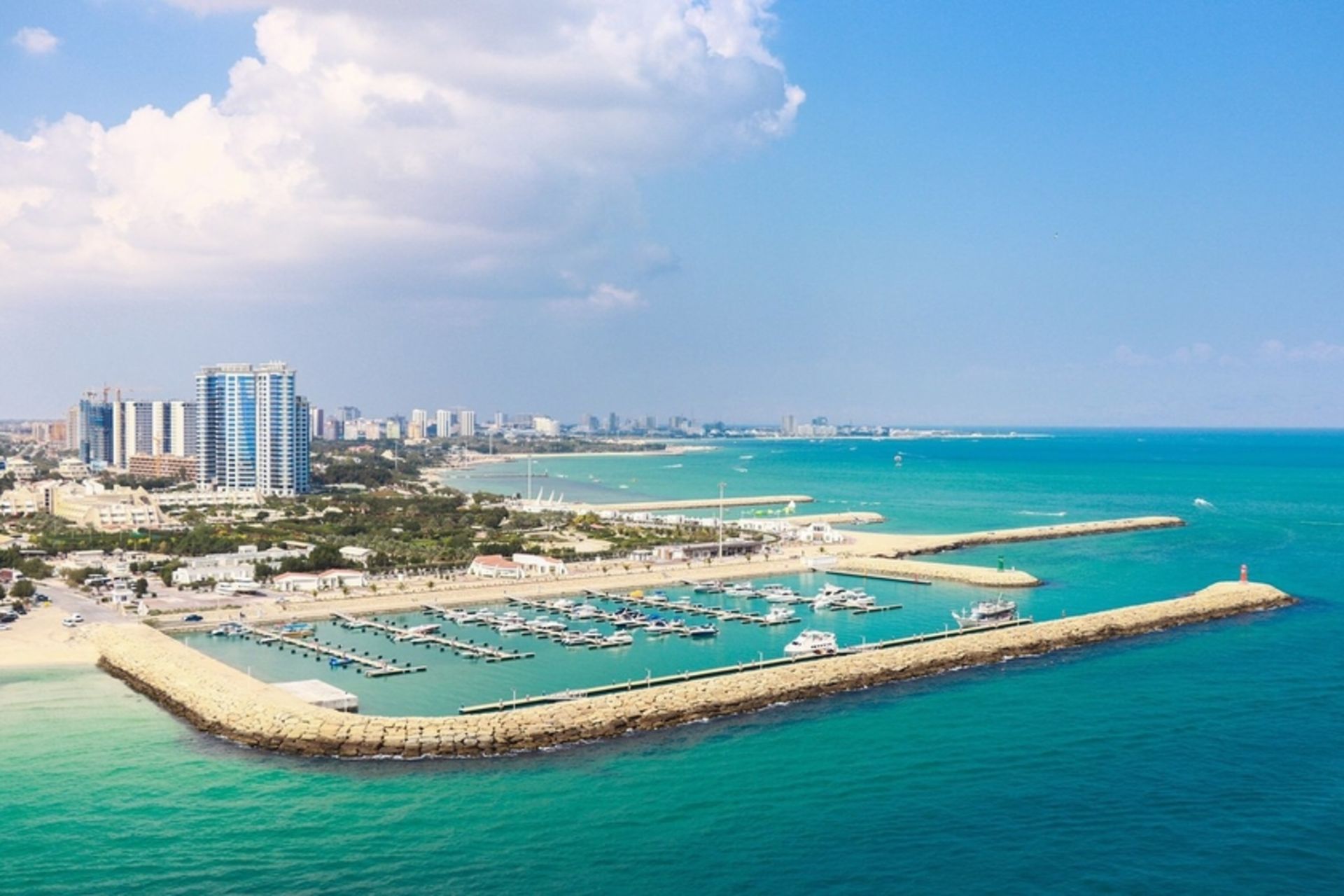 اسکله مارینا کیش