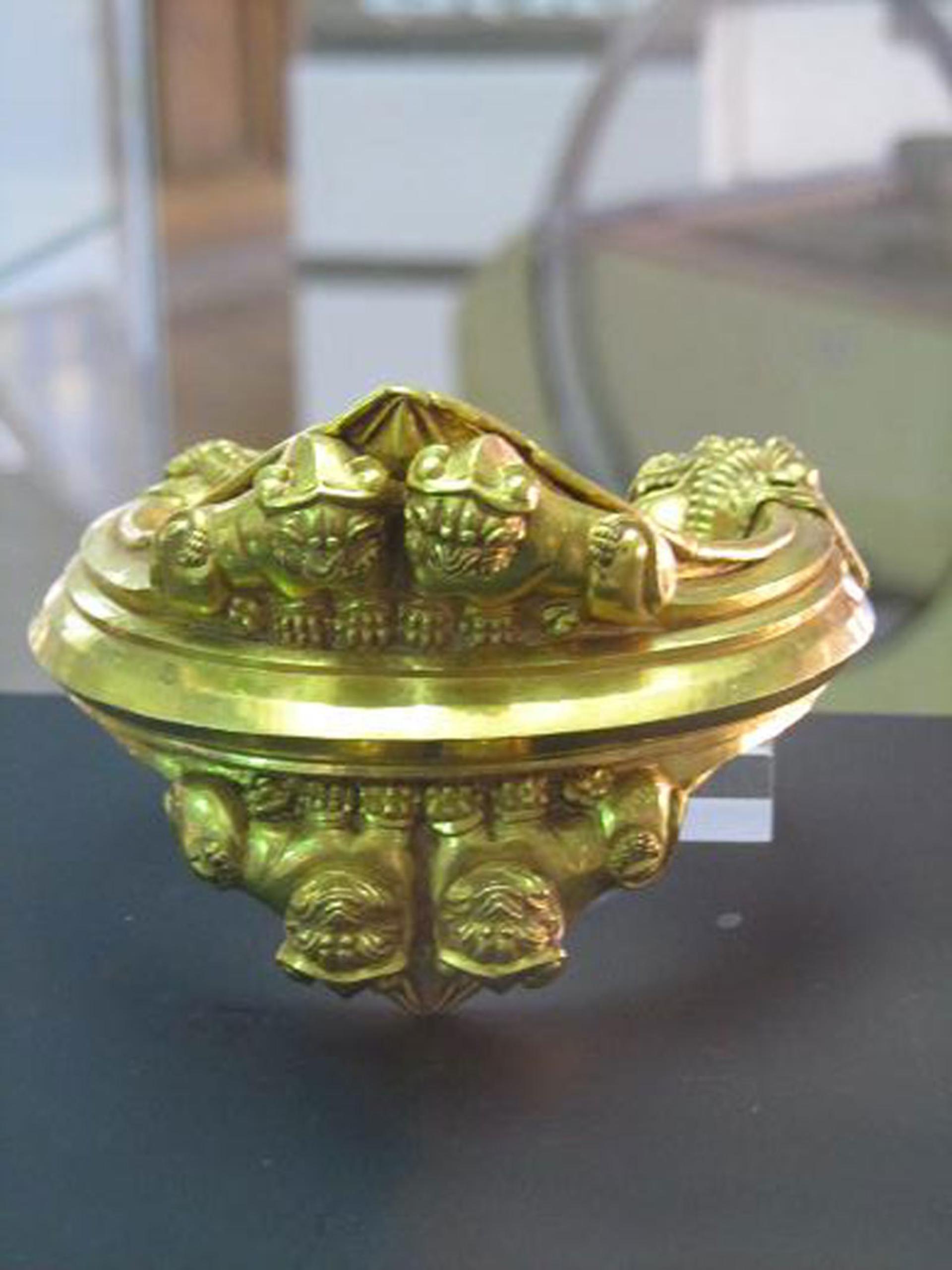 گنجینه زیویه