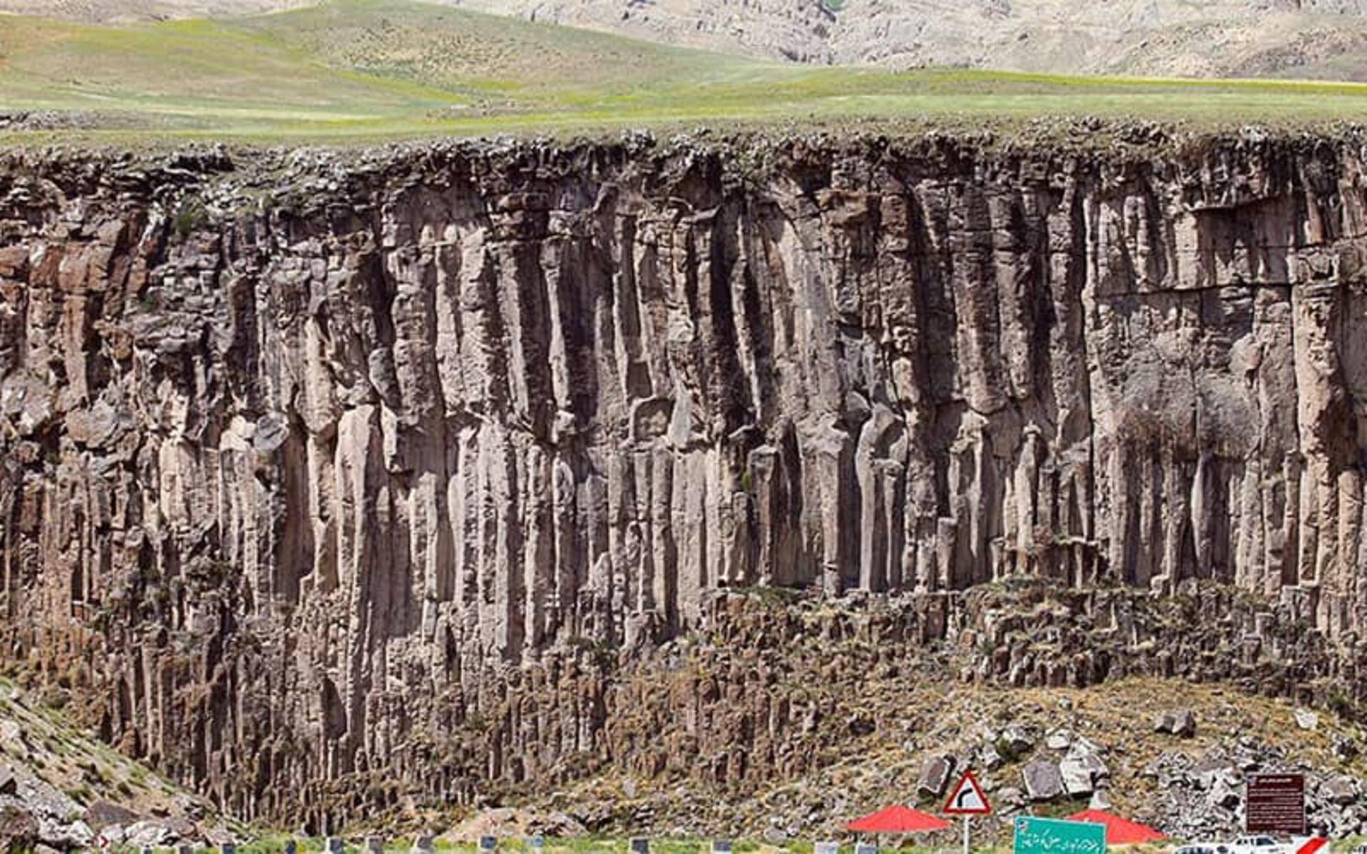 منشورهای بازالتی ماکو 
