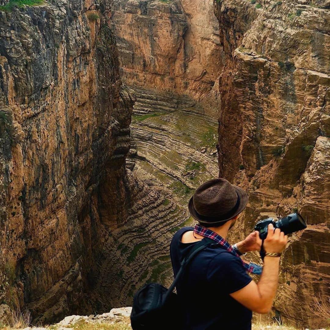 علت شکل گیری دره ویژدرون