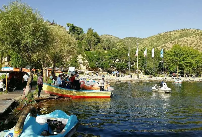 دریاچه زریوار سنندج