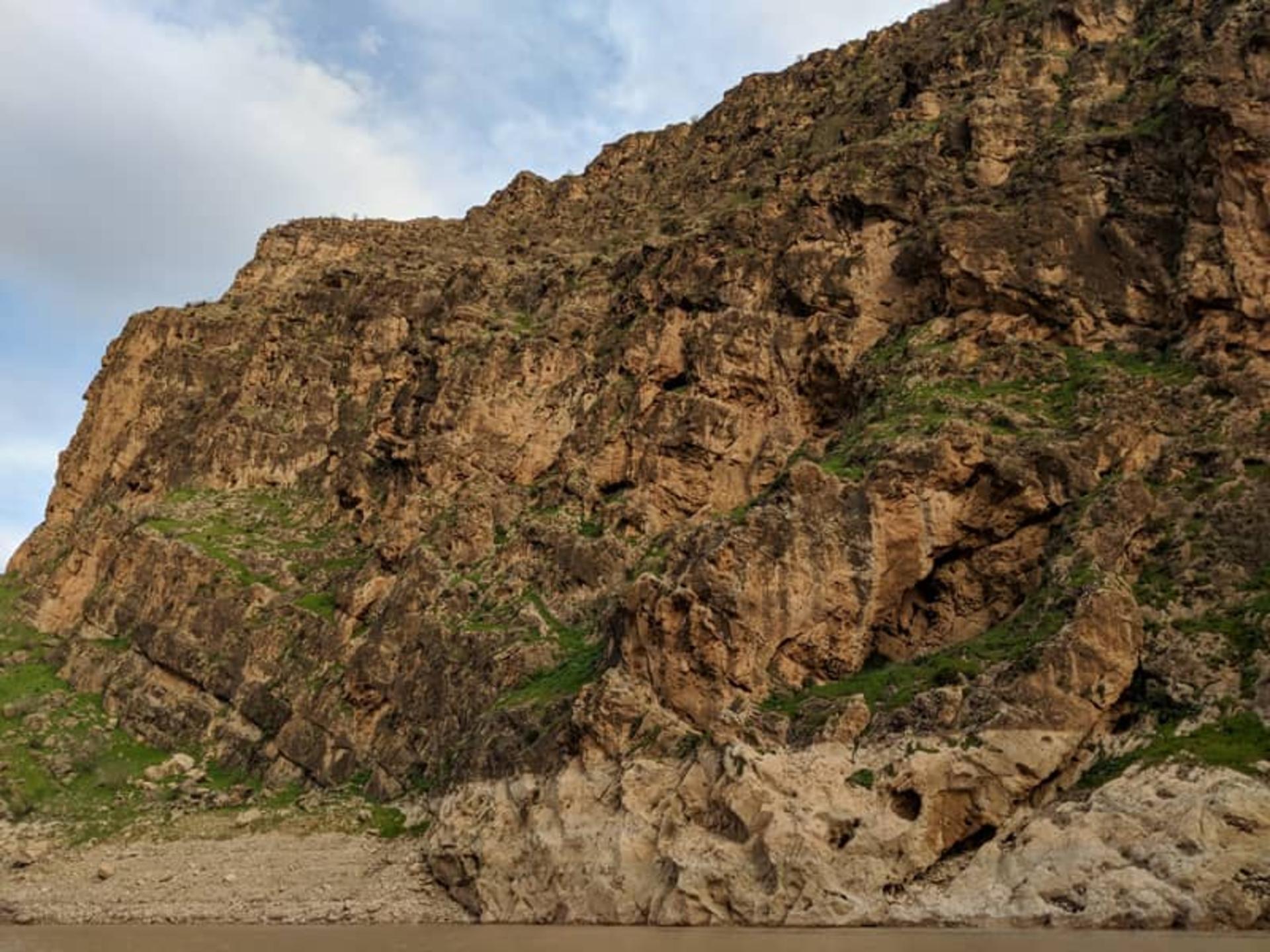 تنگه تماشایی و شگفت‌انگیز کافرین