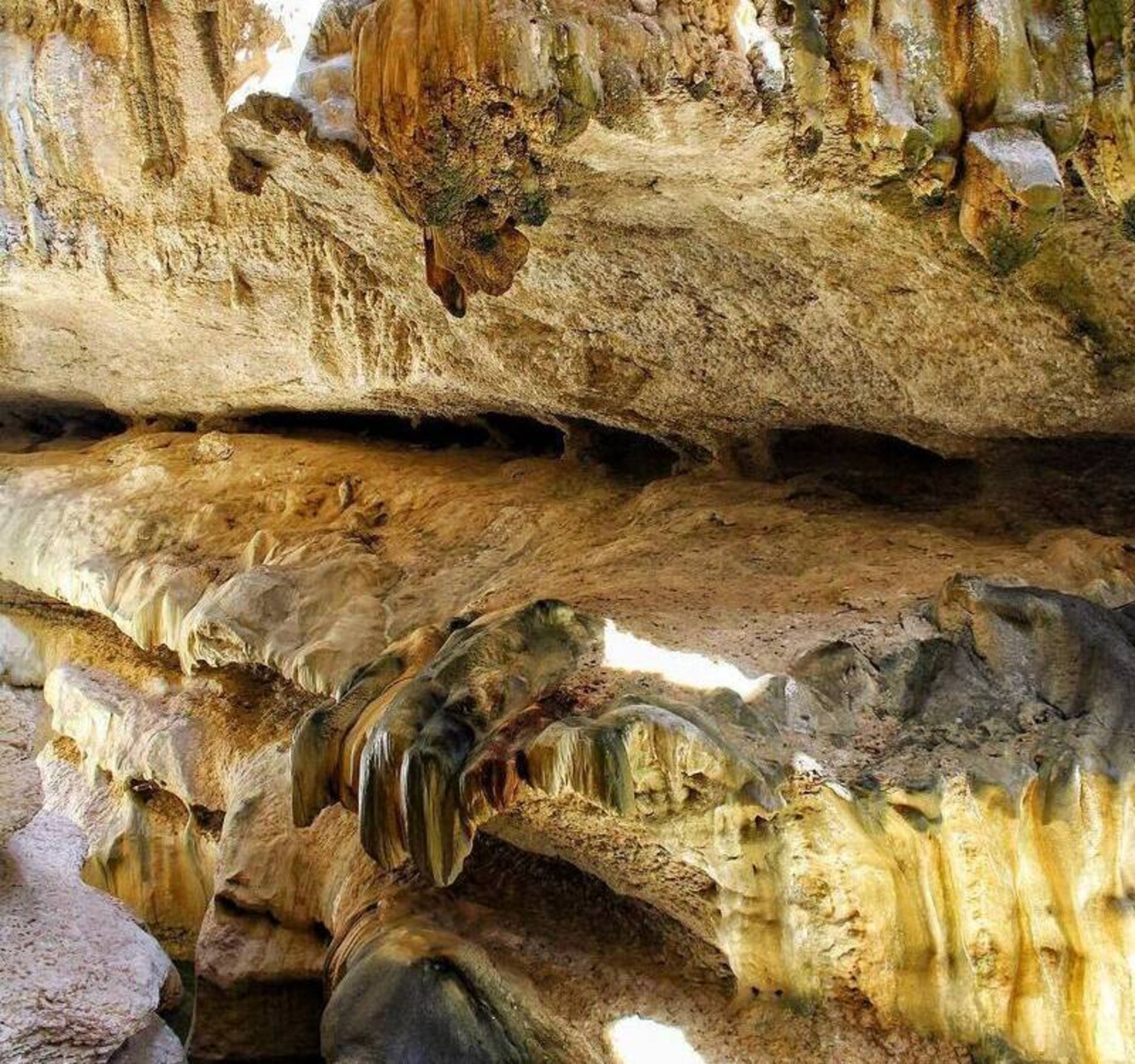 دره تماشایی و اسرارآمیز بوچیر