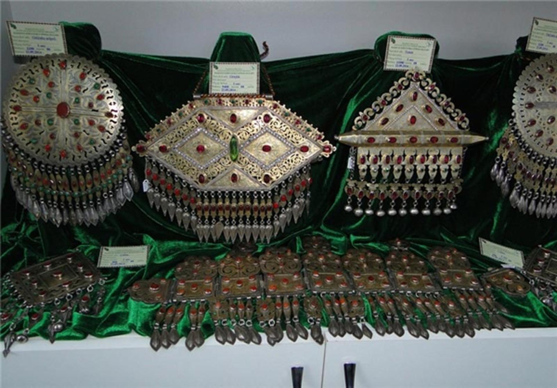 صنایع تزئینی ترکمن‌ها