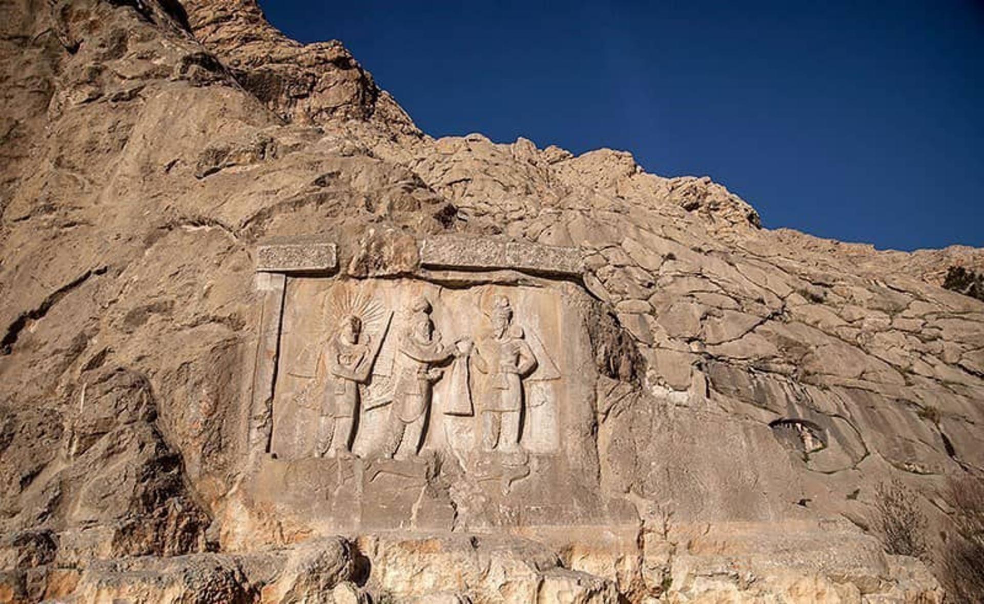 حجاری‌های باشکوه ساسانیان در طاق بستان