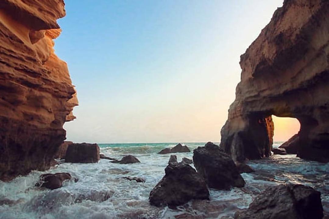 خلیج پزم تیاب