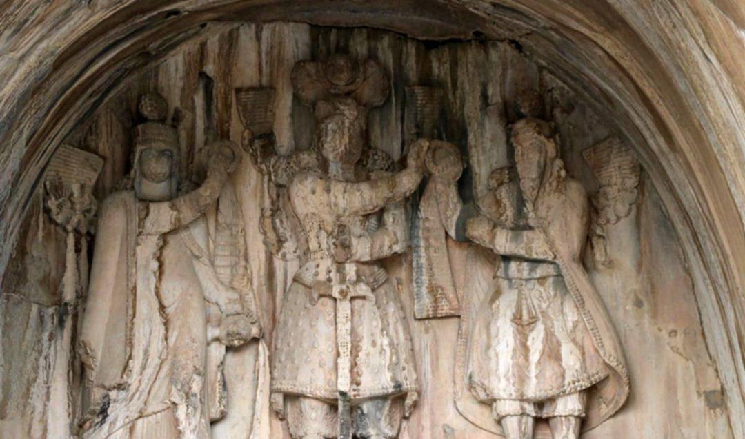 نقش برجسته های طاق بستان کرمانشاه