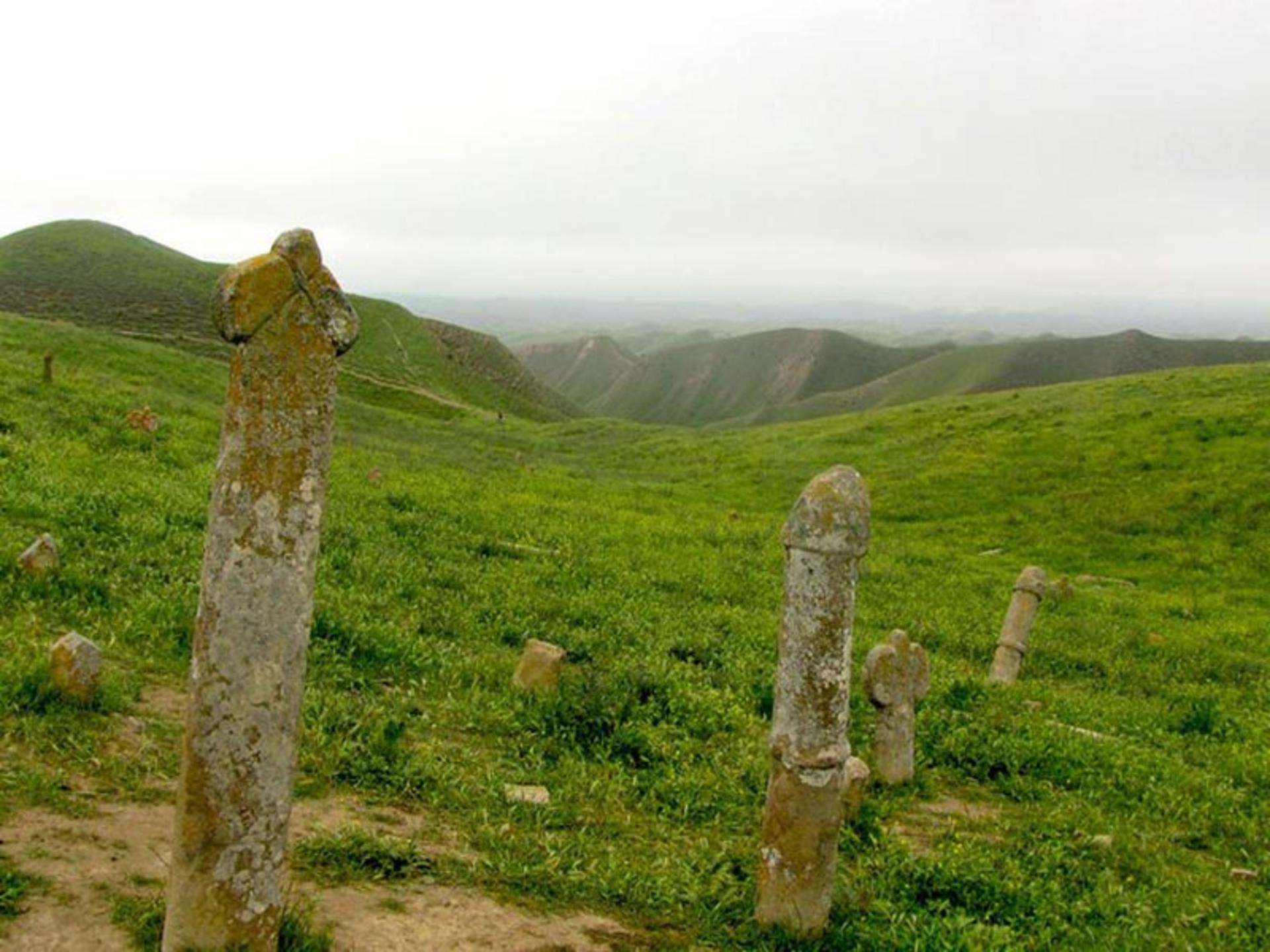 گورستان سنگی خالد نبی