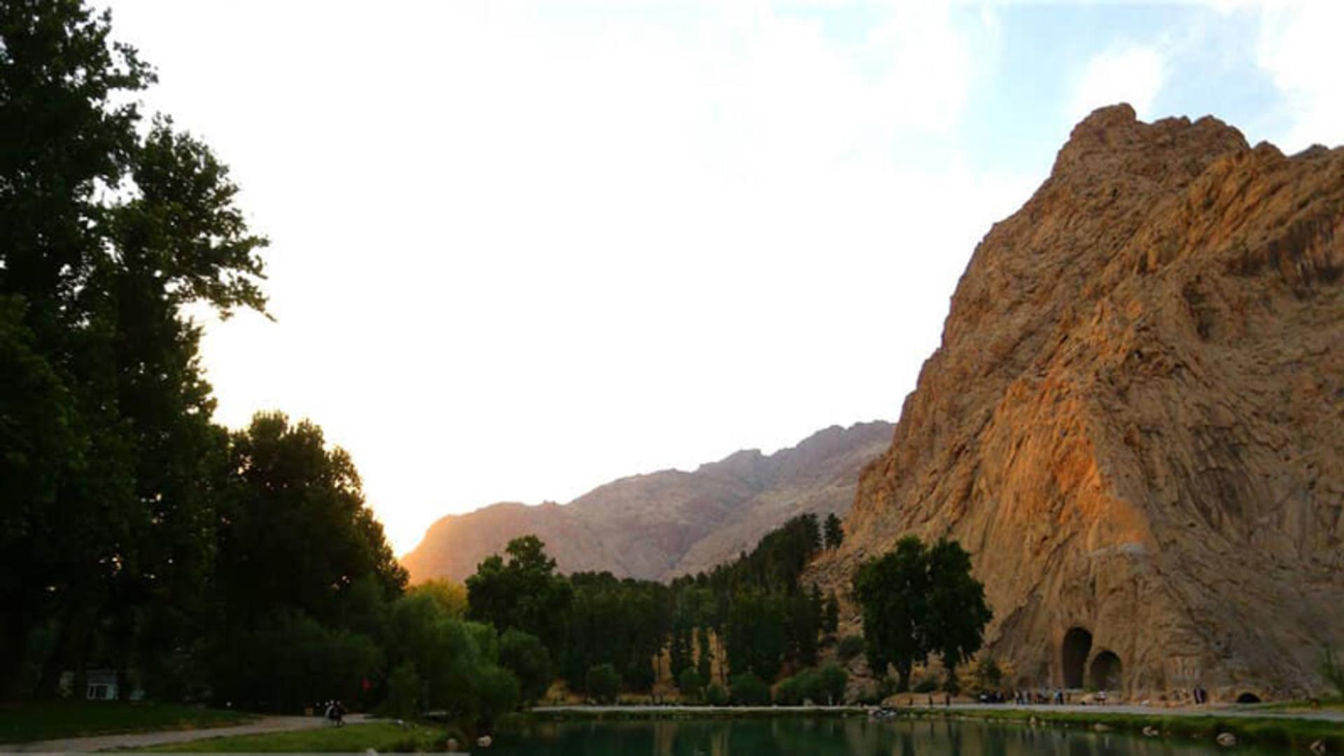 طاق بستان یادگار شاهان ساسانی