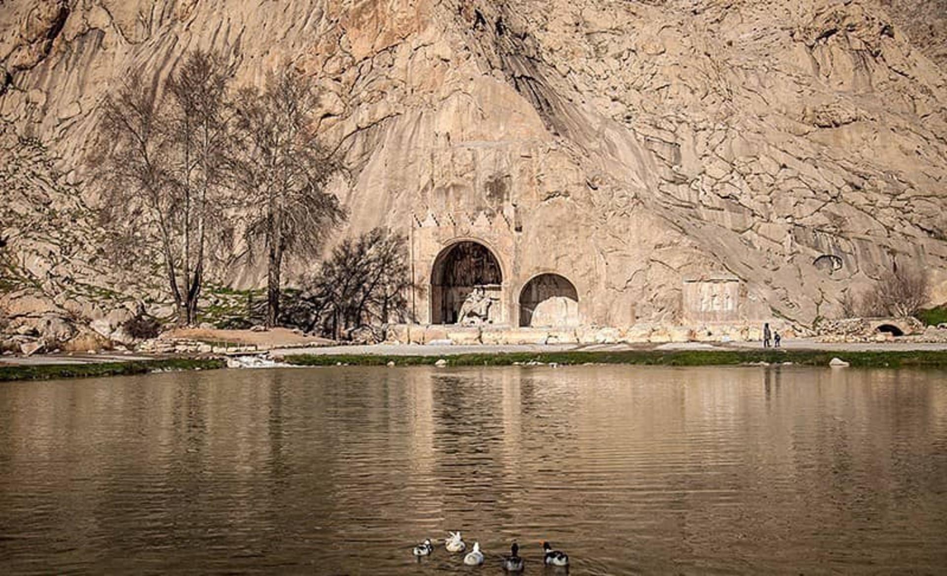مجموعه طاق بستان کرمانشاه