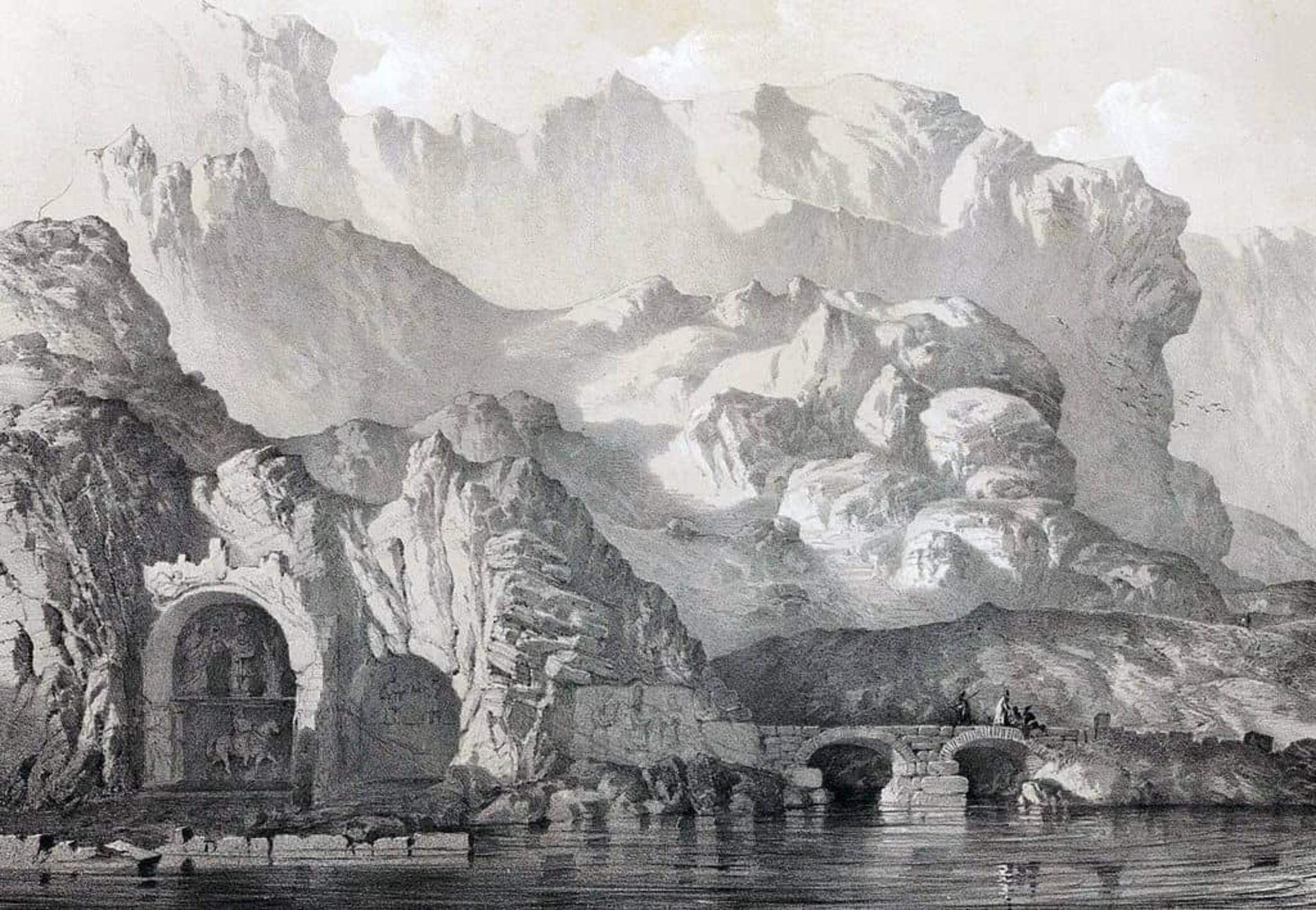 عکس‌های قدیمی از طاق بستان