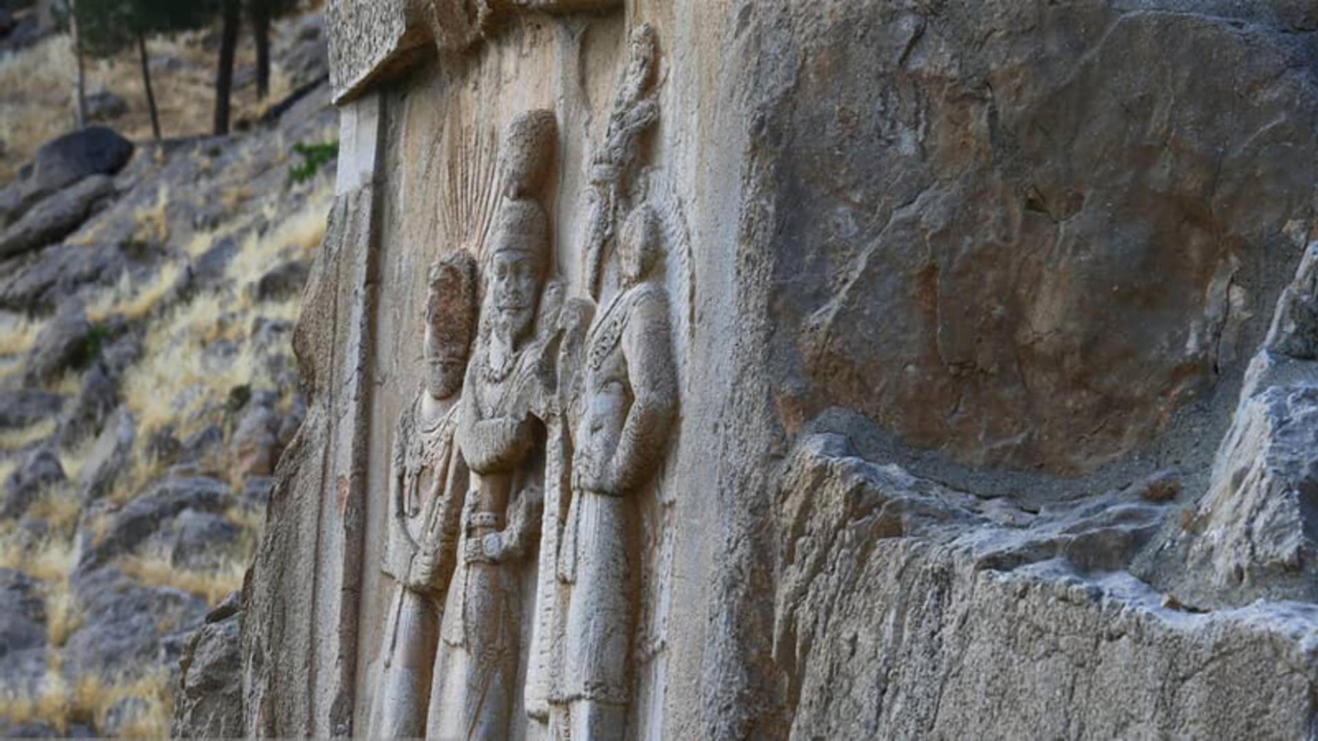 نقش‌برجسته اردشیر دوم در طاق بستان