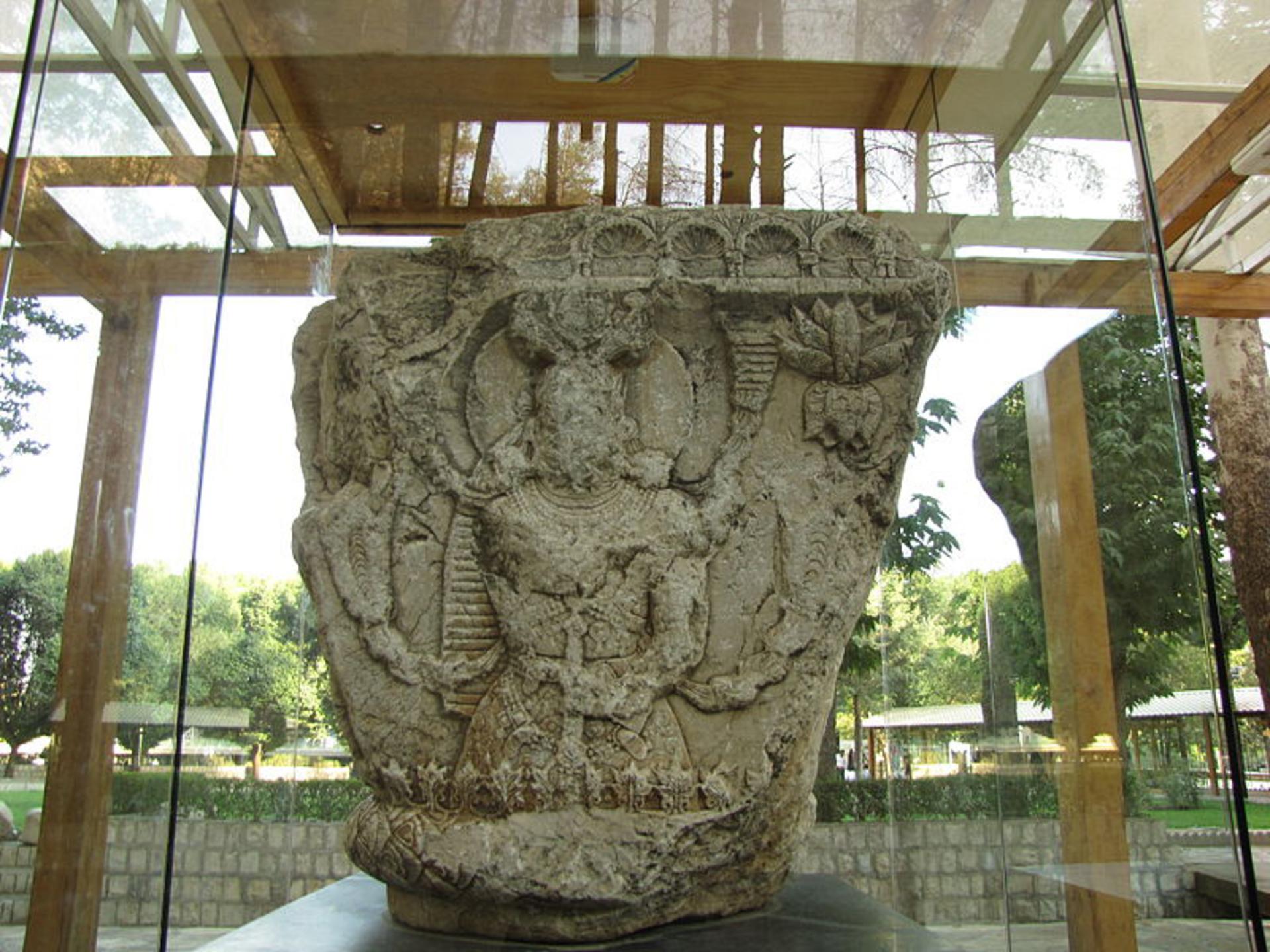 موزه سنگ طاق بستان