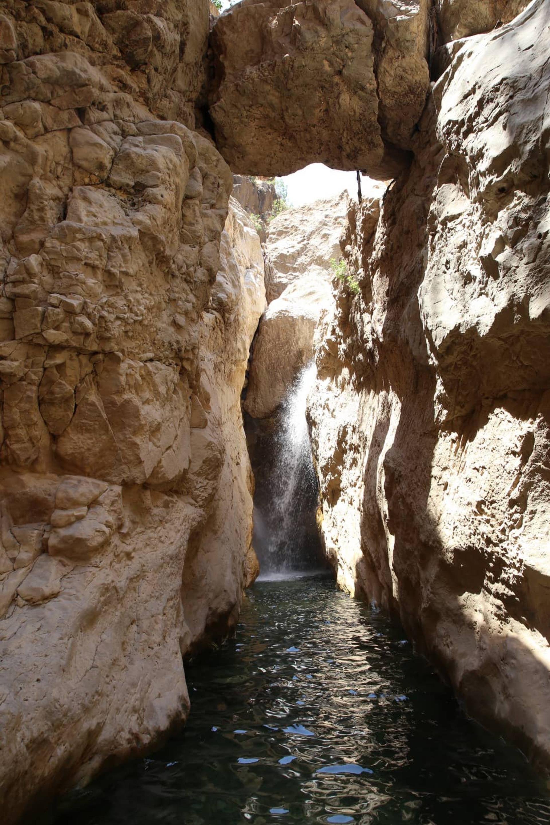 تنگه دیدنی کافرین