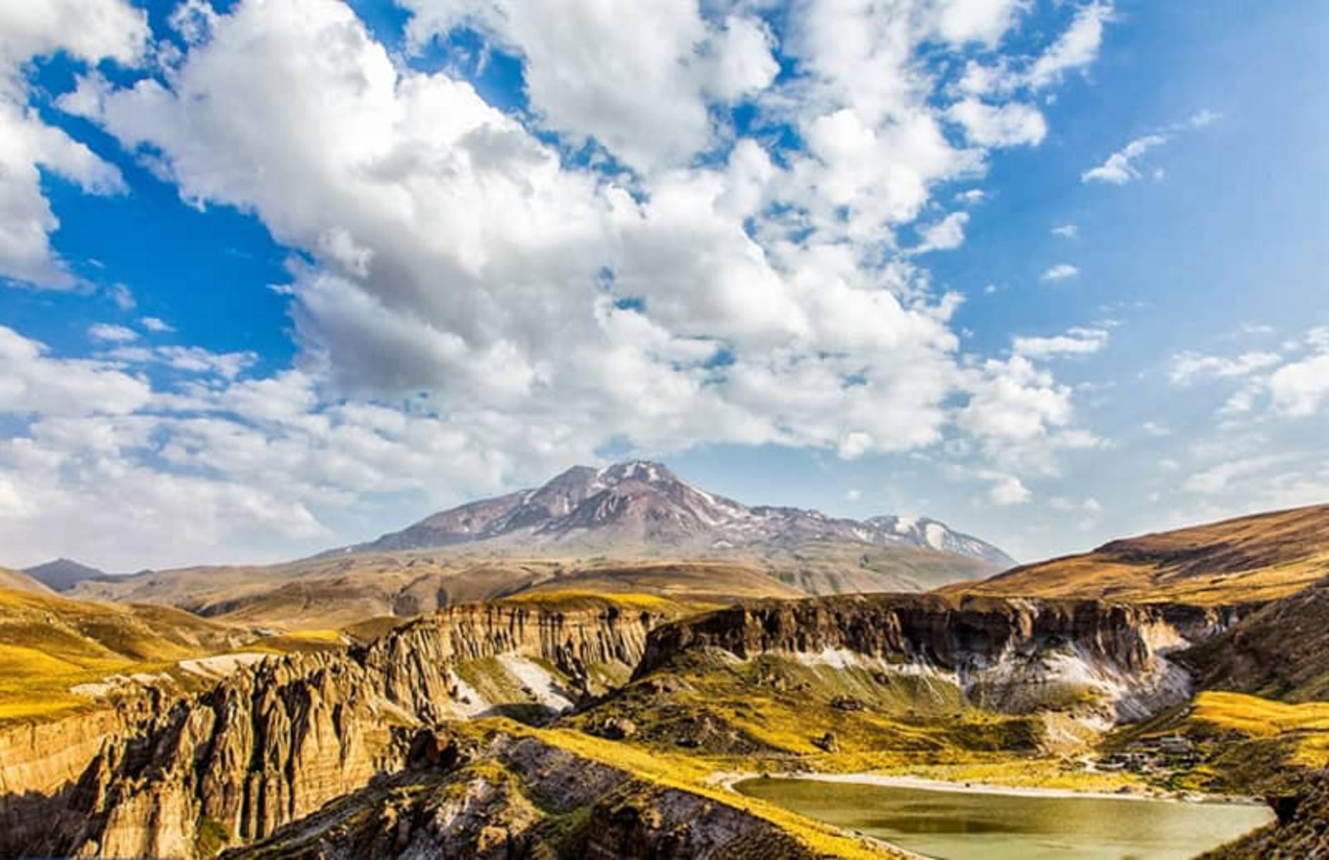 مکان سحرآمیز شیروان دره سی 