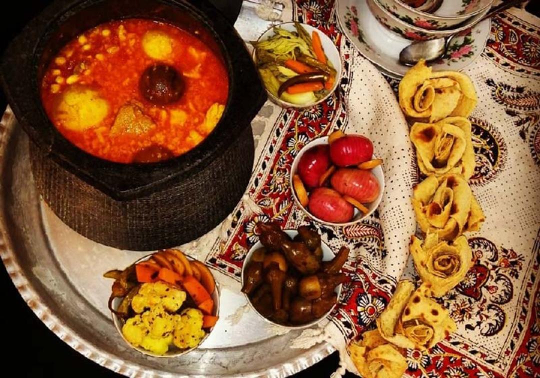 آبگوشت با لوبیا سفید در کاشان 