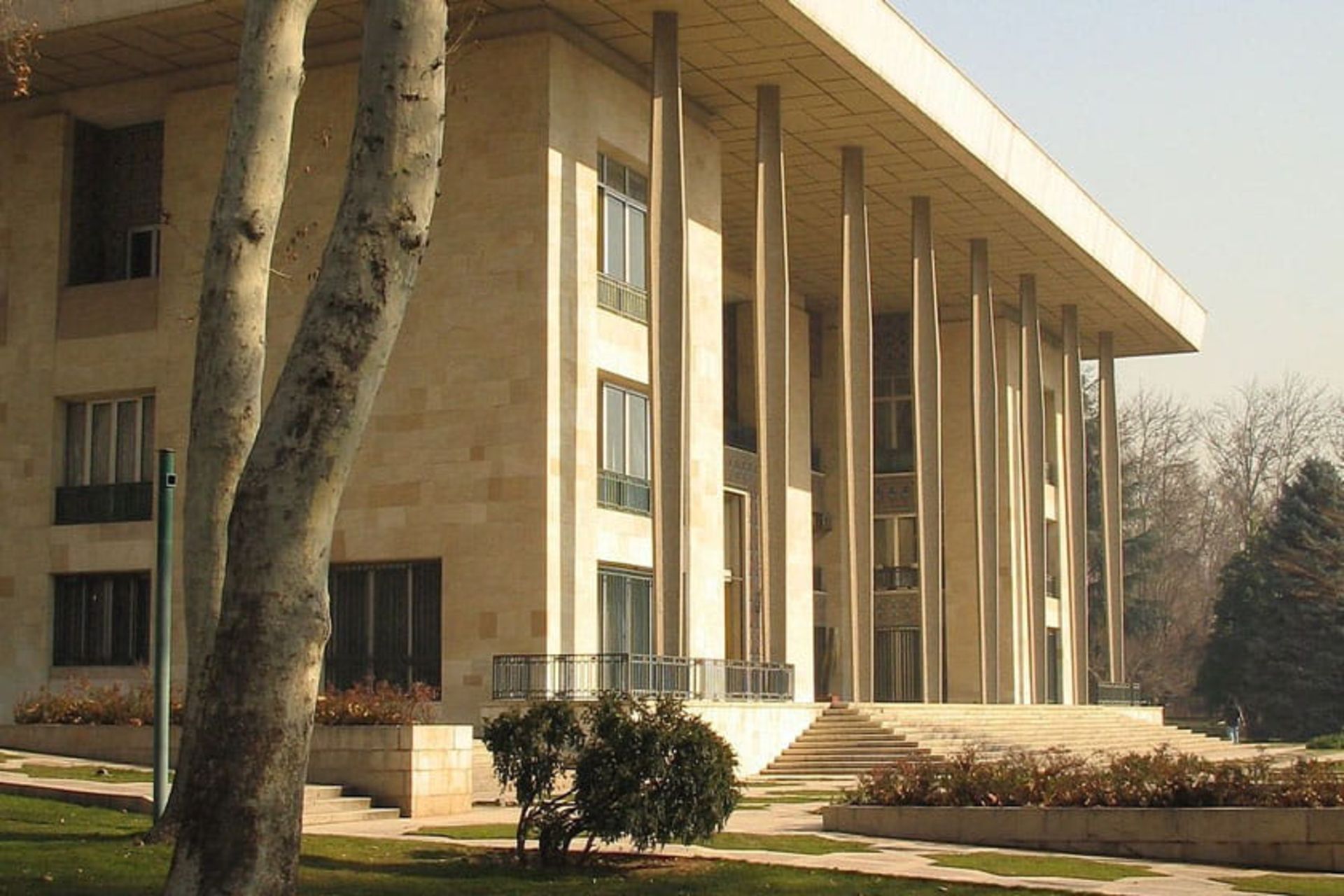 کاخ موزه نیاوران