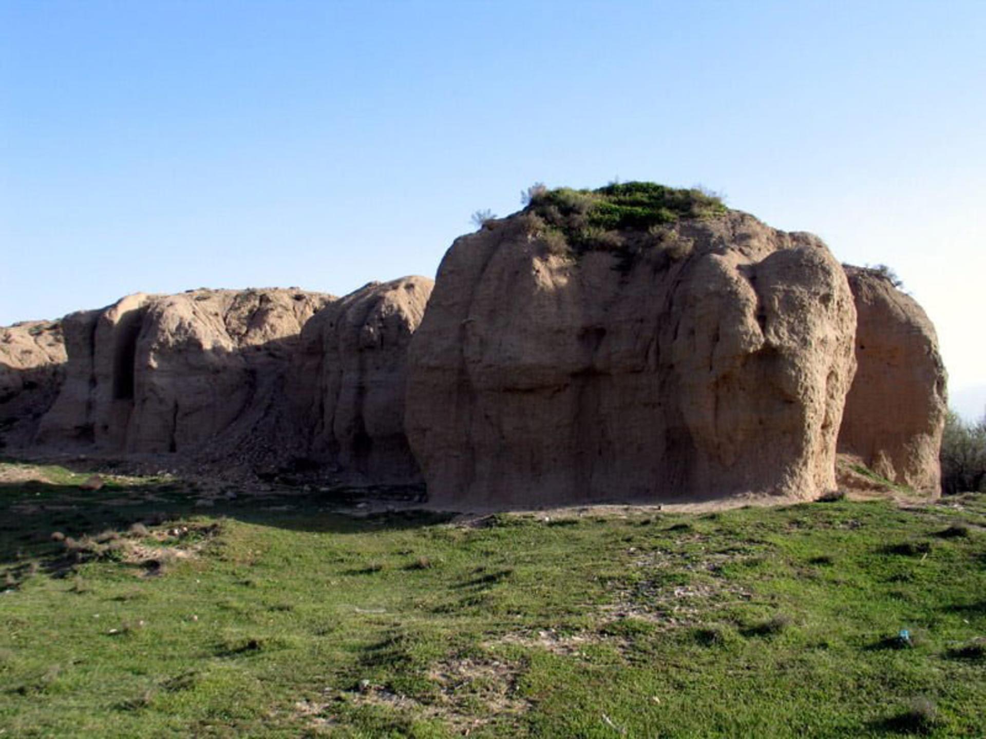 تپه گیان