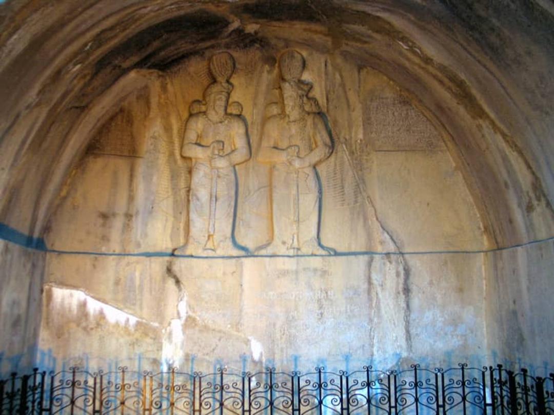 طاق کوچک محوطه طاق بستان