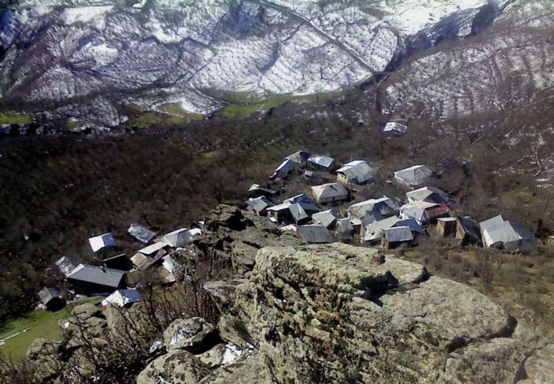 روستای اینی