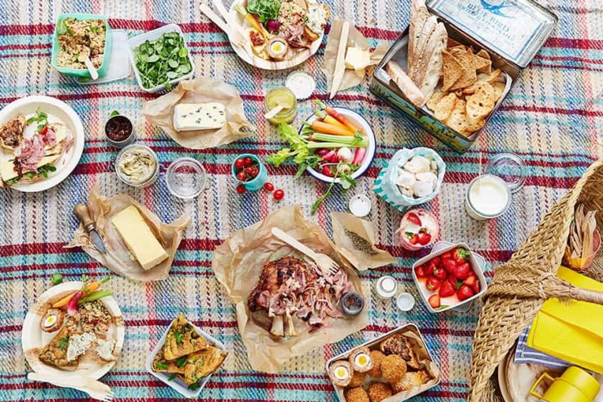 خوردنی های مناسب برای پیک نیک
