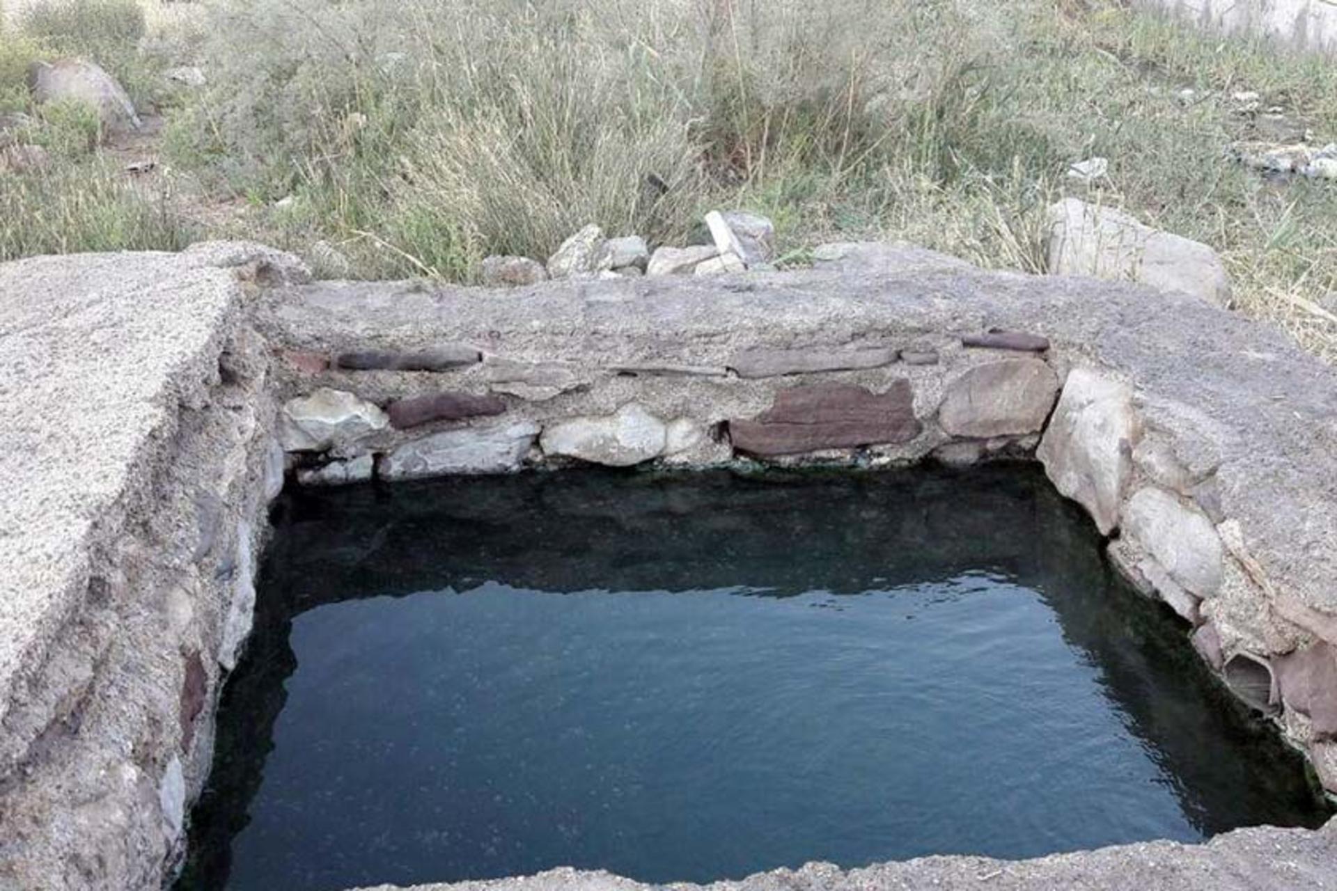 چشمه های آبگرم سمنان