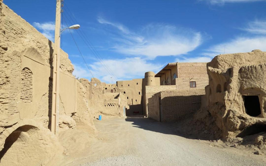 خانه های تاریخی روستای مصر در نزدیکی کویر مصر