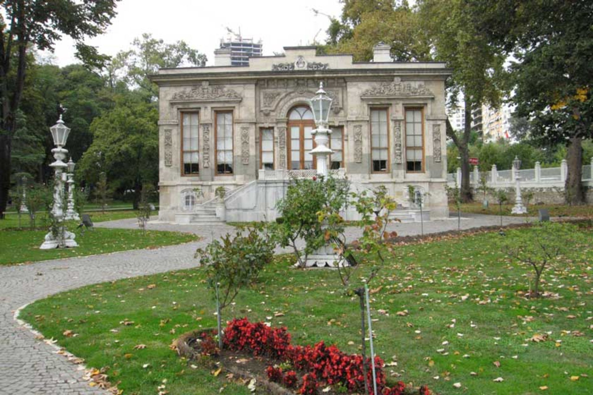 کاخ ایهلامور