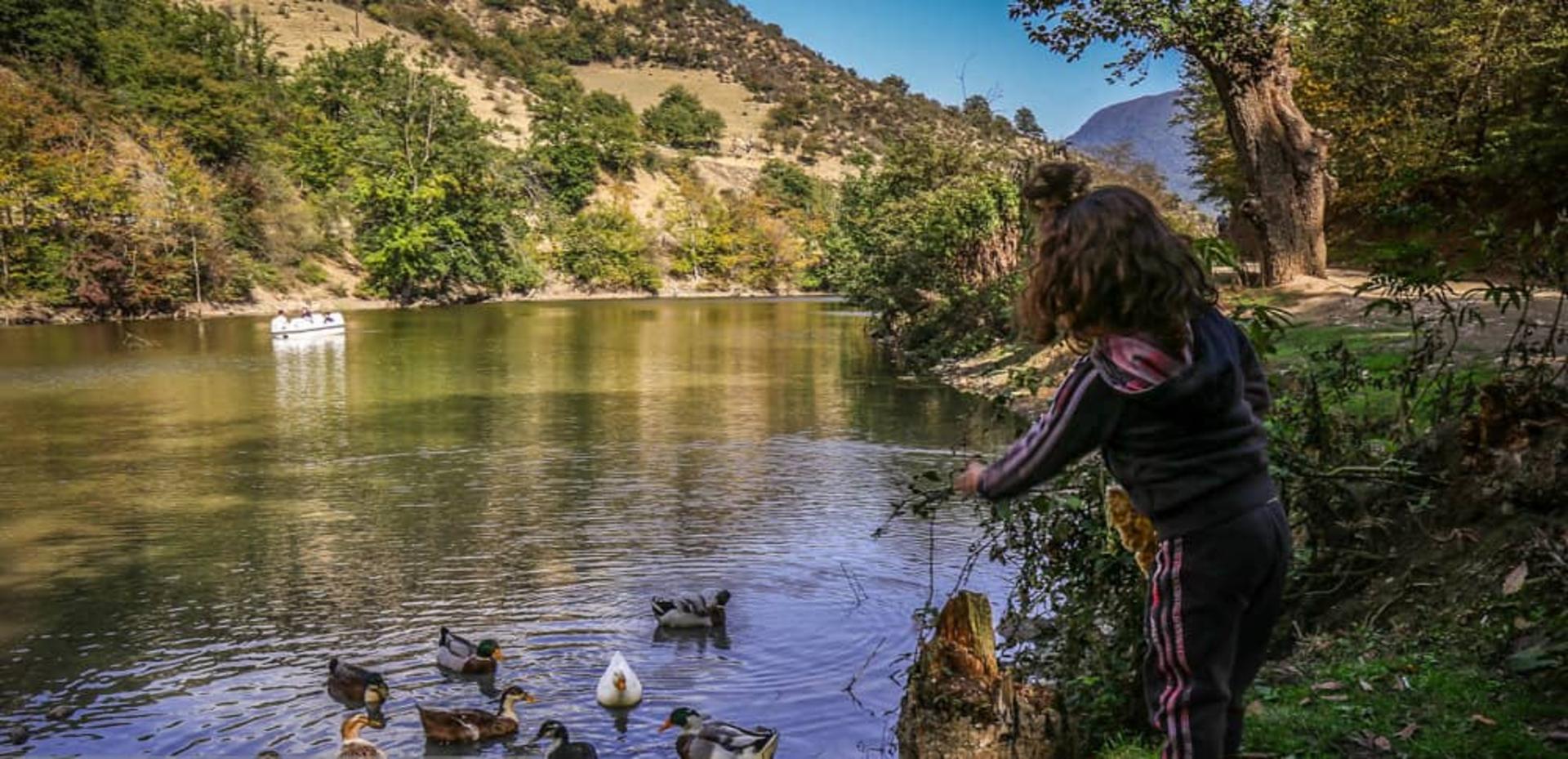 دریاچه طبیعی و زیبای شورمست