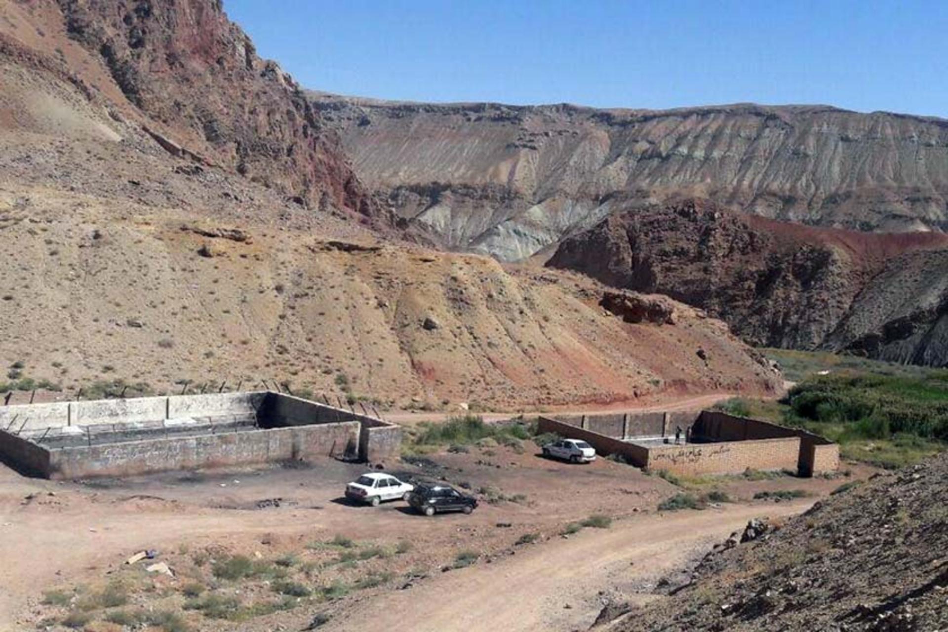 چشمه های آبگرم سمنان