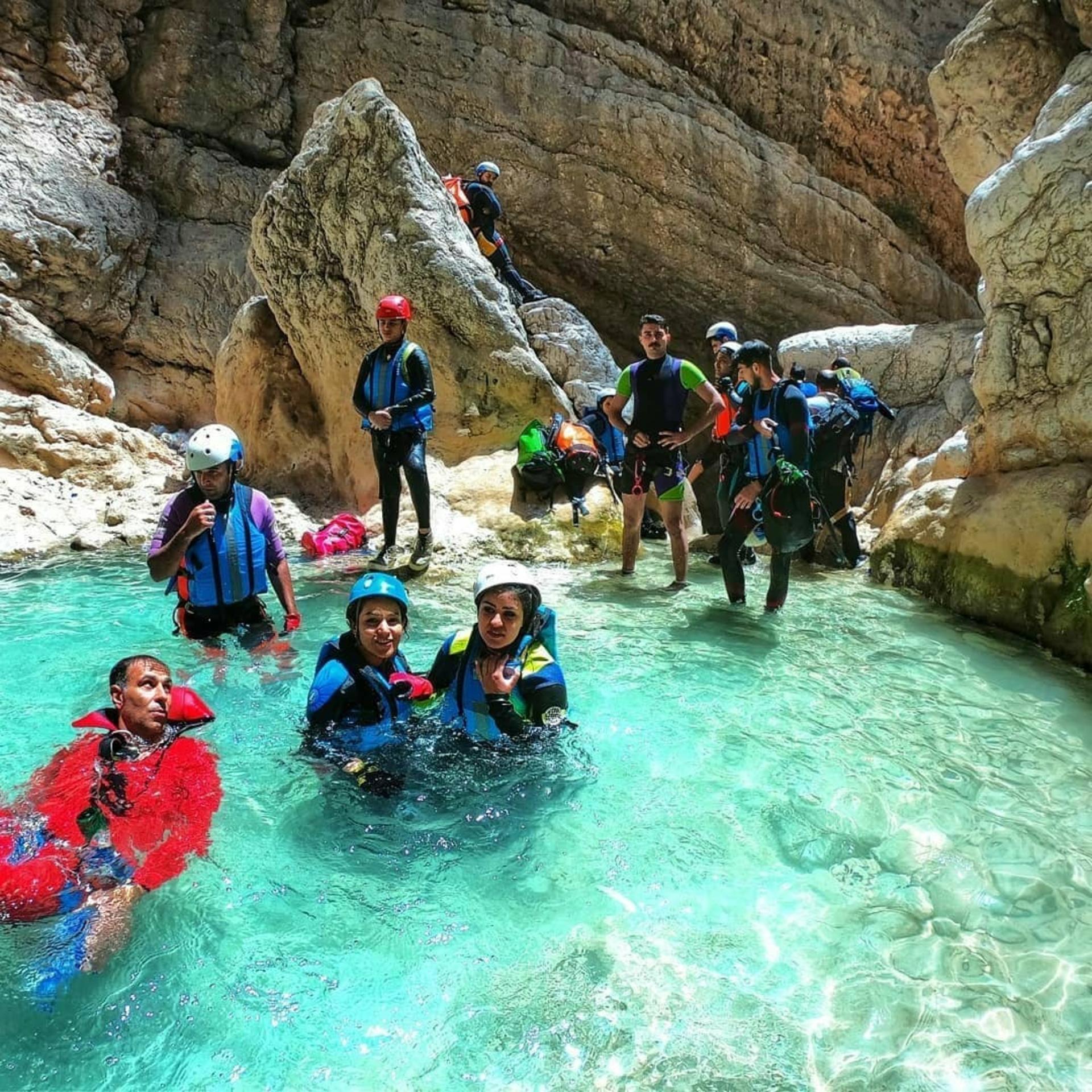 تنگه شگفت‌انگیز رغز