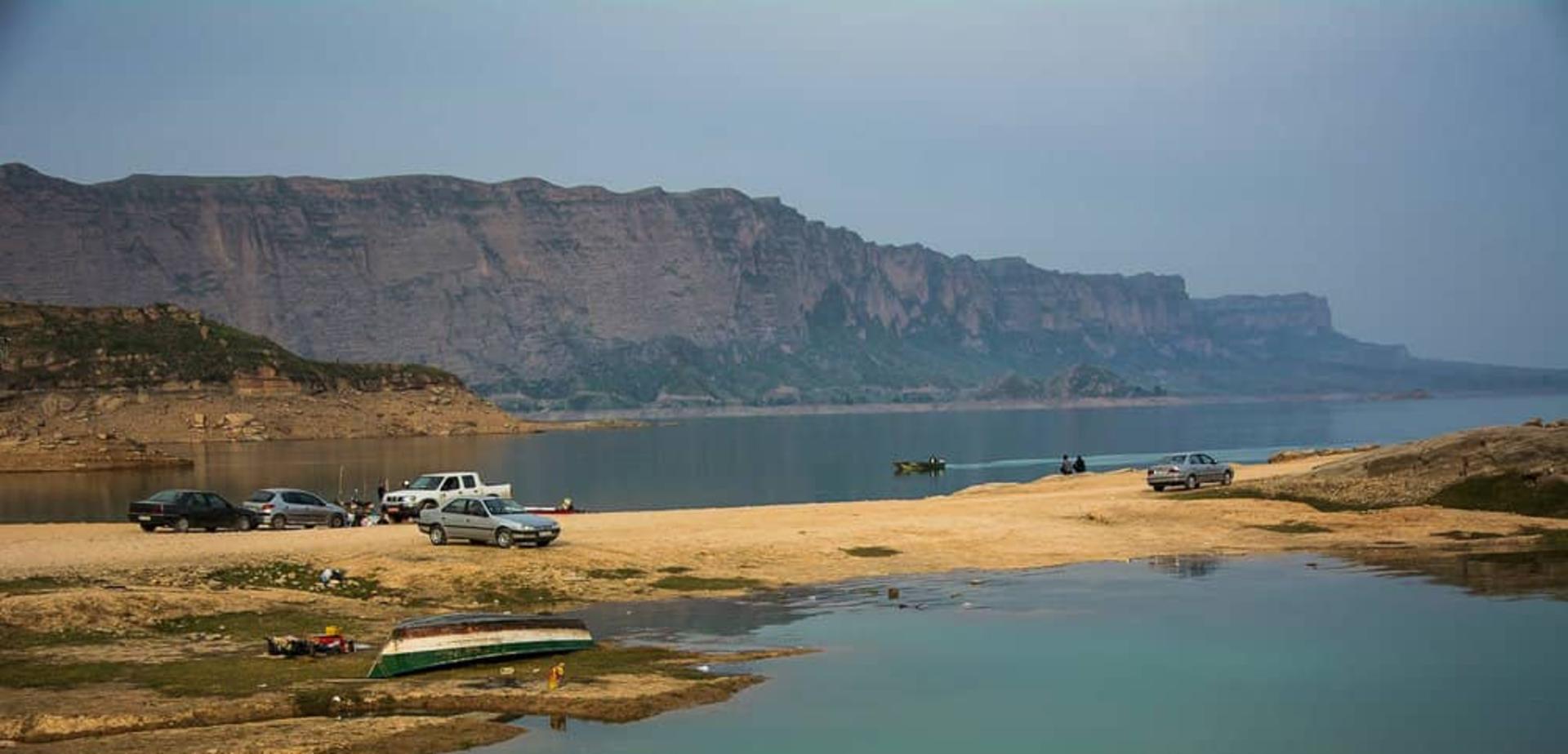دریاچه زیبای شیهون