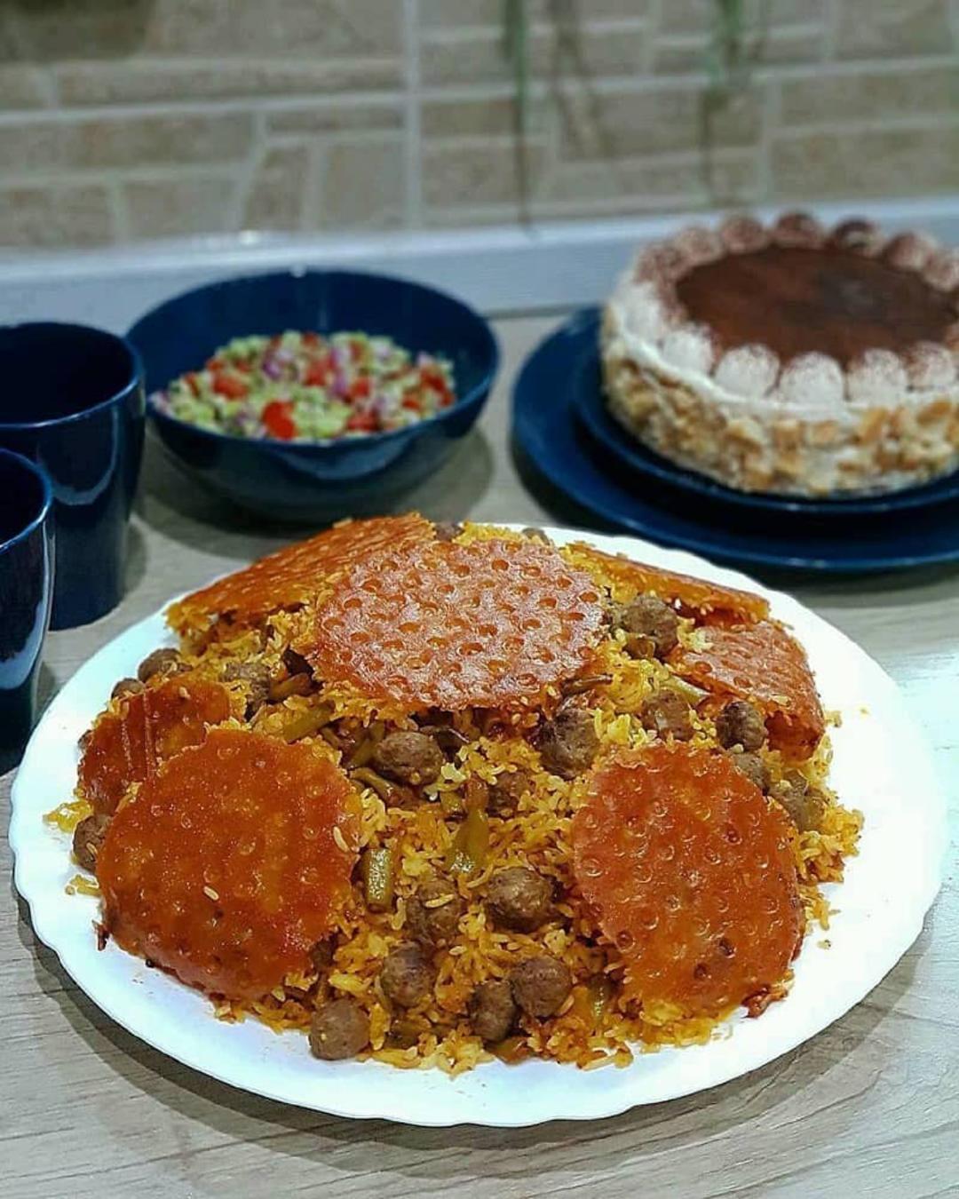 لوبیا پلو با کوفته قلقلی