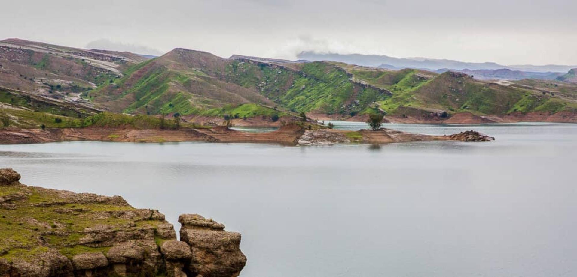 دریاچه زیبای شیهون