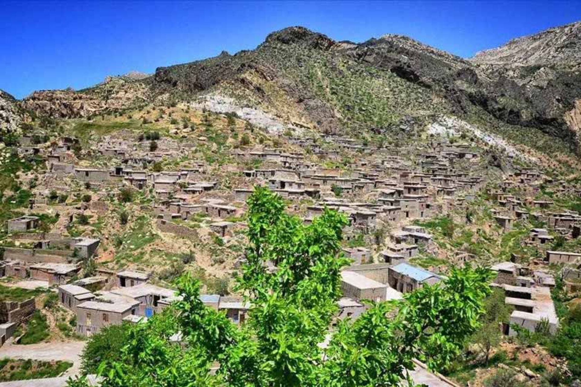 روستای لایزنگان