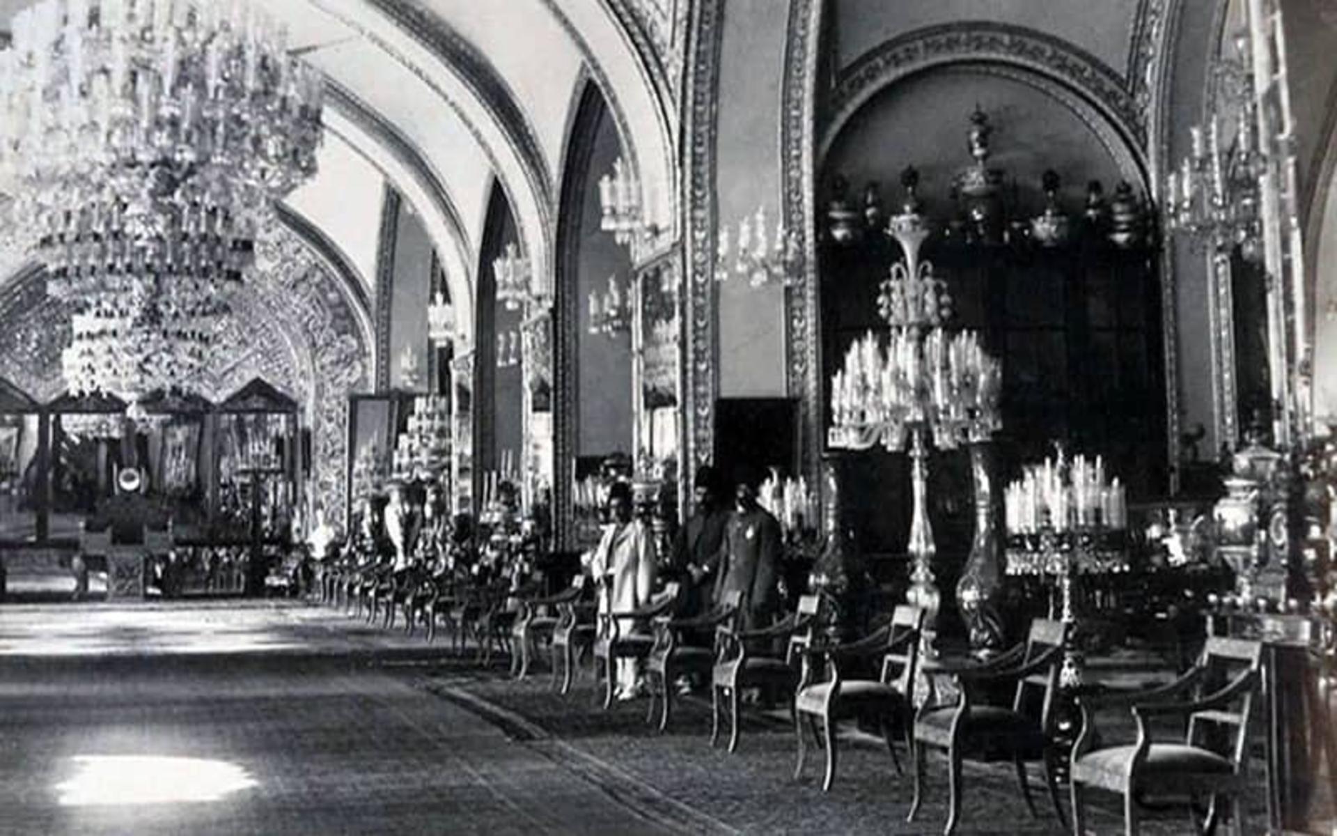 عکسی قدیمی از کاخ گلستان