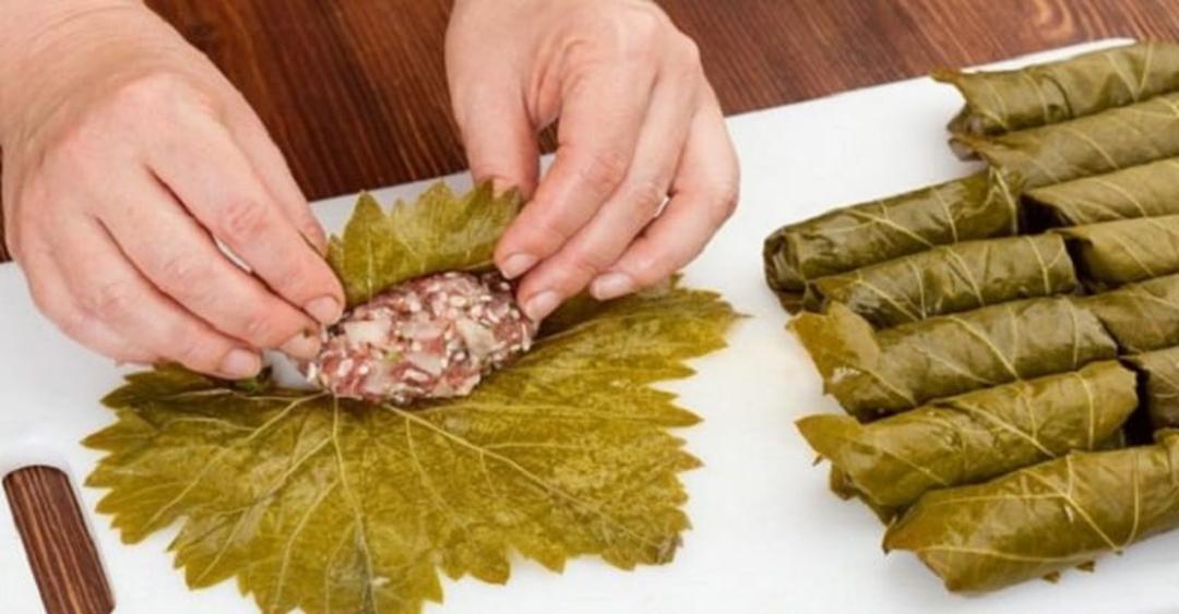 طبخ دلمه برگ مو تبریزی