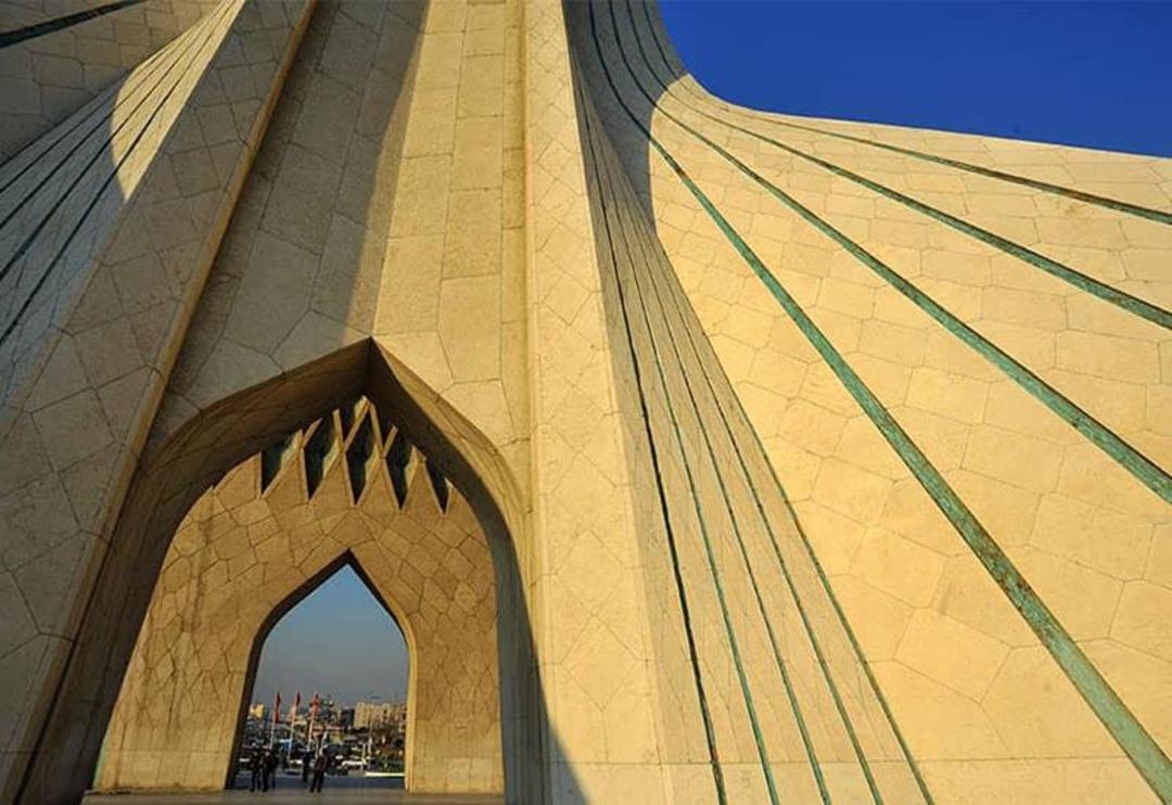 عکس برج آزادی