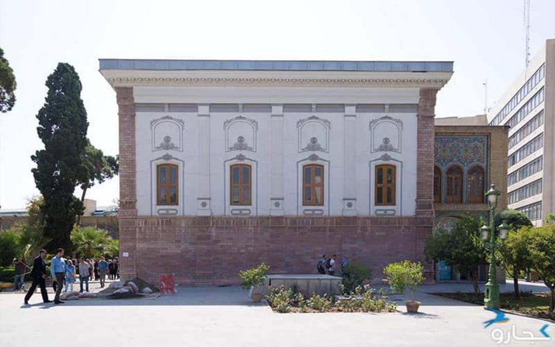 کاخ ابیض گلستان