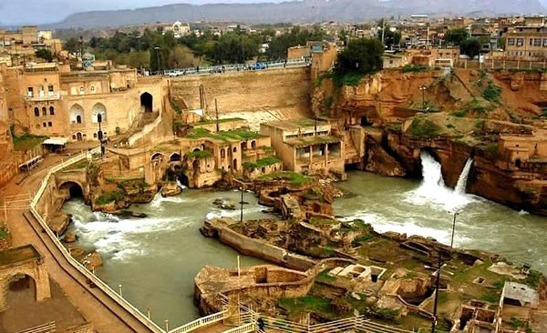 سازه های آبی شوشتر از نمای بالا