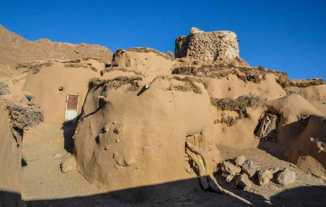 خانه‌های روستای ماخونیک