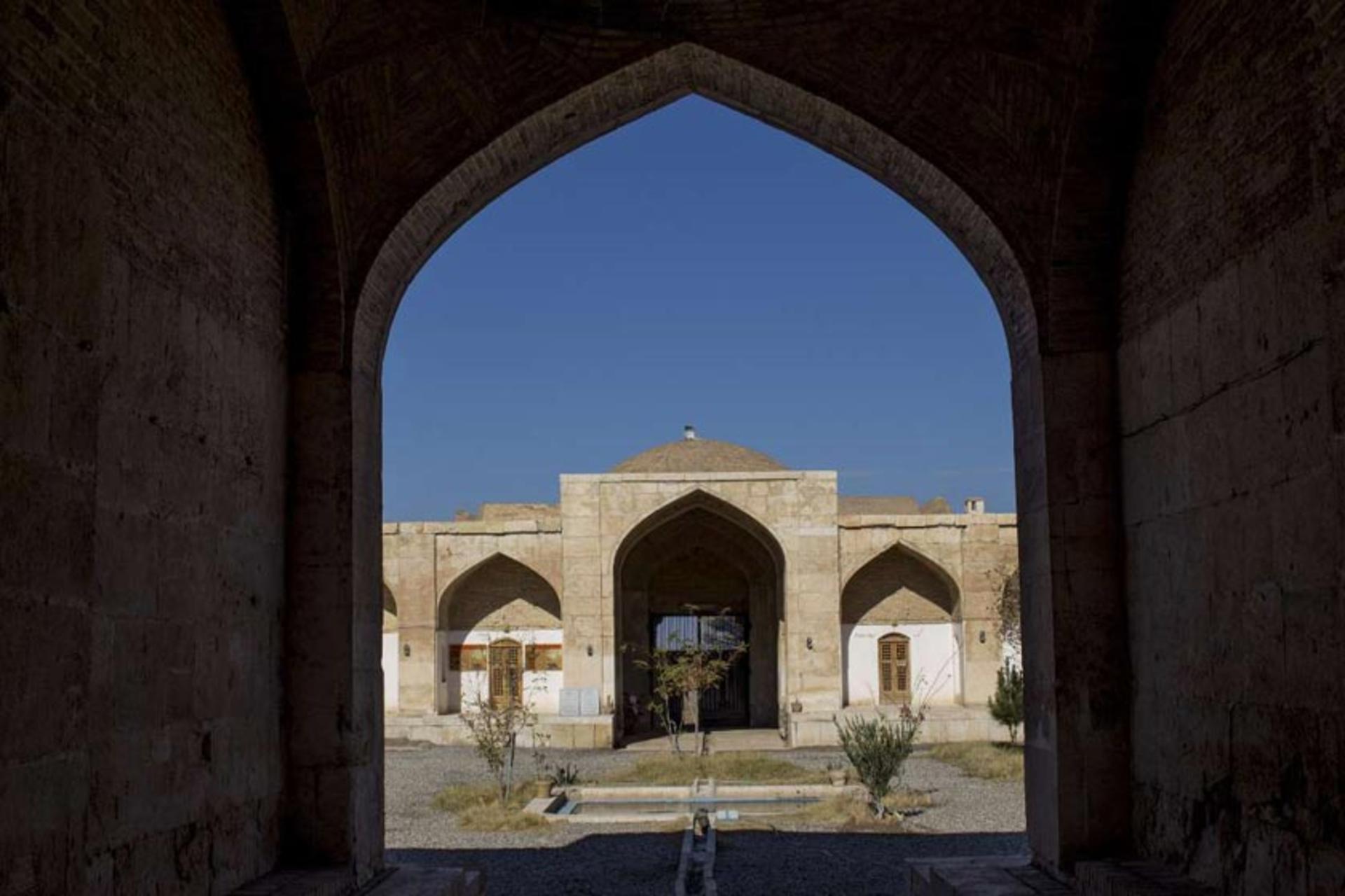 کاروانسرای قصر بهرام