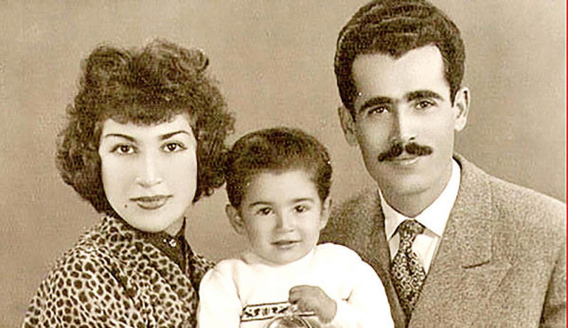 تصویر فروغ فرخزاد و شاپور قریب و کامیار پسرشان