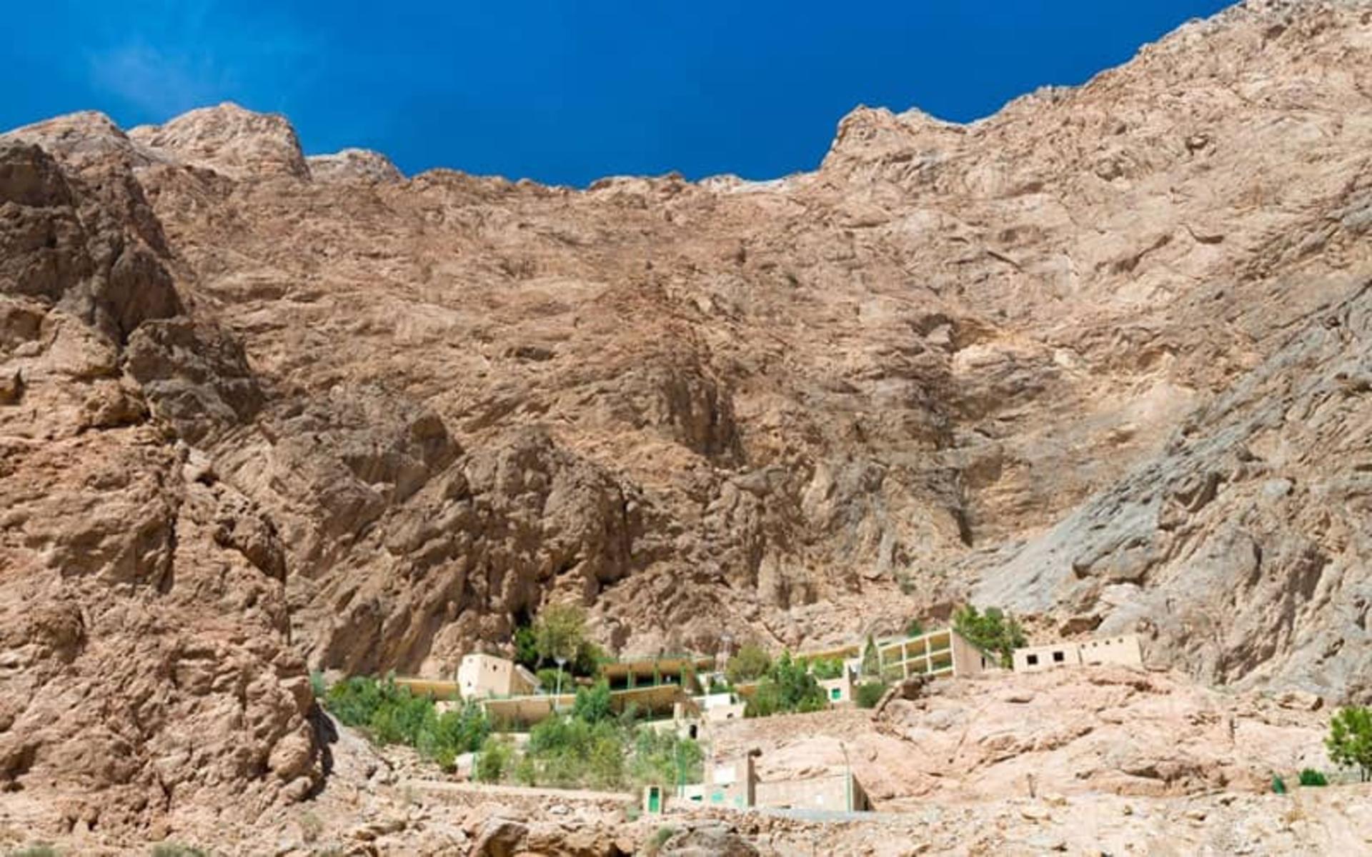 چک چک یزد در دل کوه