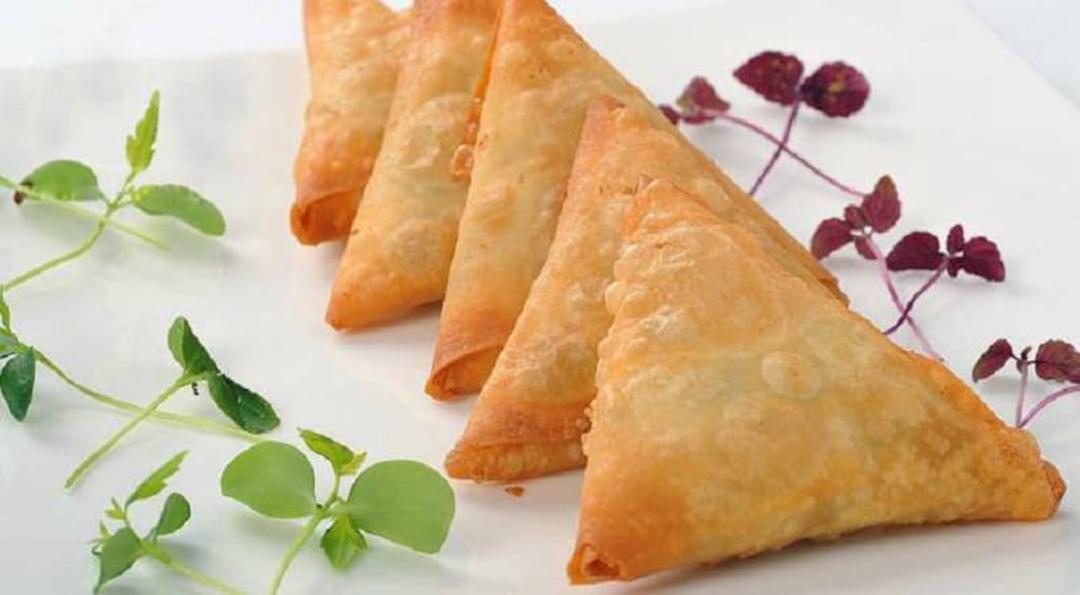 طرز تهیه سمبوسه سیب‌زمینی