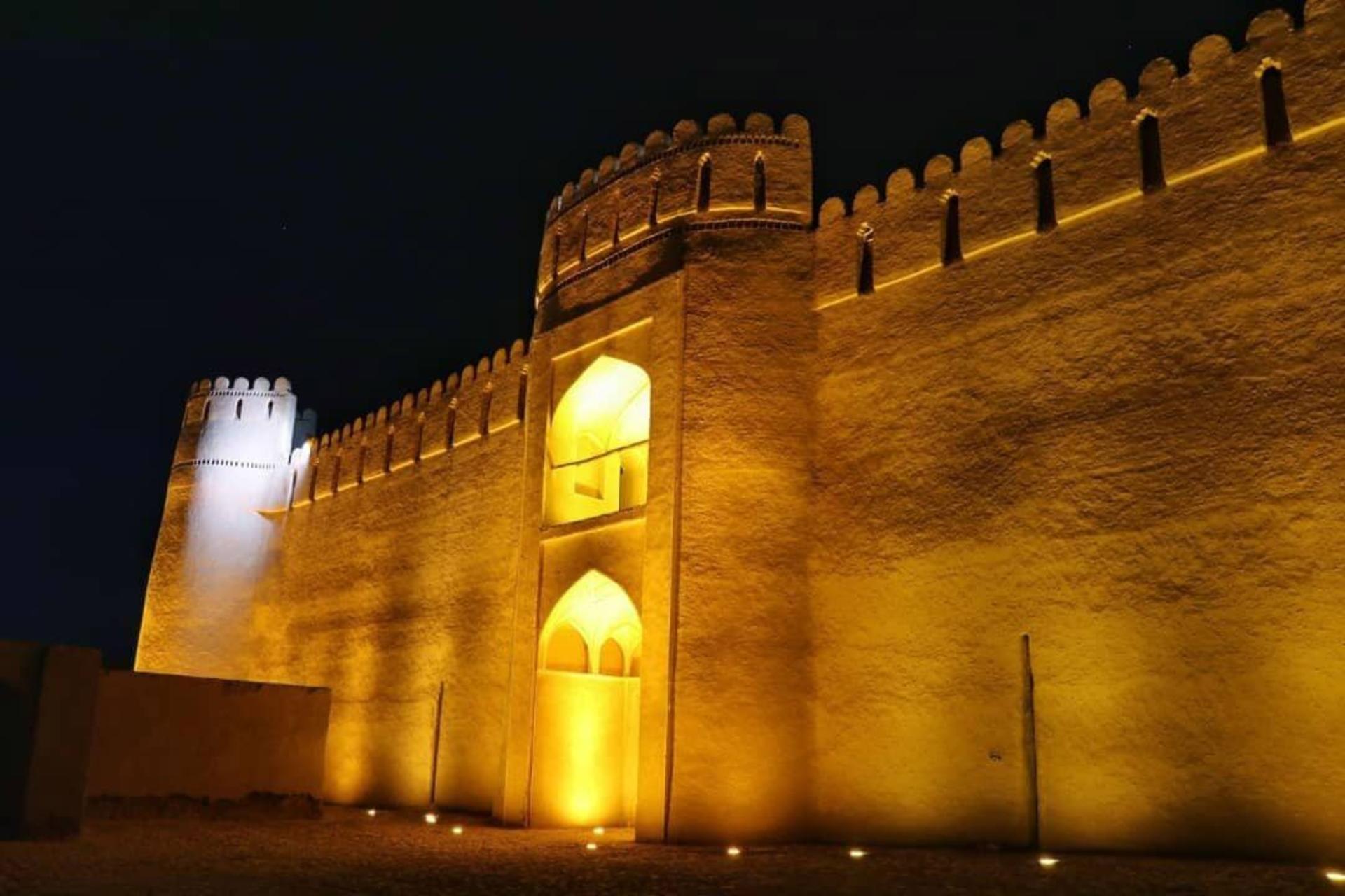 نور پردازی ارگ راین در شب