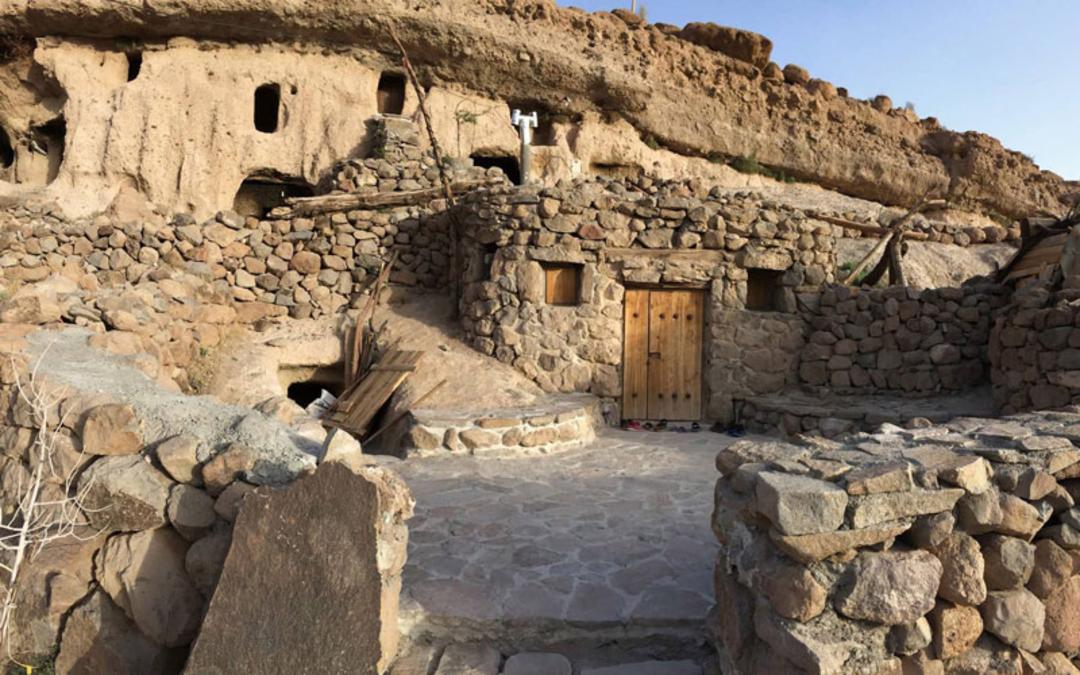 اقامتگاه روستای میمند